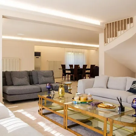 Vila Lux W Pool Garden 3 Min To Sea In
