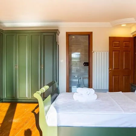 Vila Lux W Pool Garden 3 Min To Sea In Çeşme