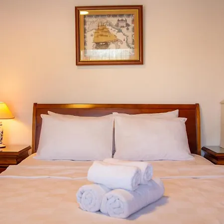 Lux W Pool Garden 3 Min To Sea In Vila