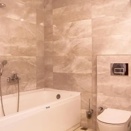 Lux W Pool Garden 3 Min To Sea In Vila *